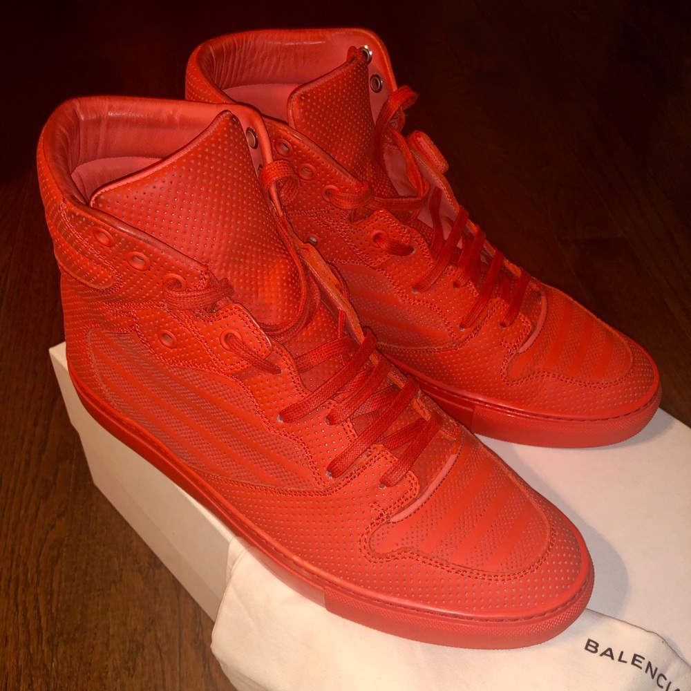 Authentic Men’s BALENCIAGA Sneakers
